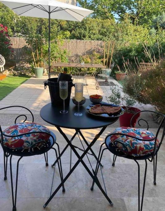 Une Pause Au Paradis 索尔格 外观 照片